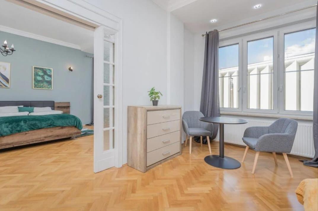 Malila Premium Cracow Rtm Zbigniewa Dunin Wasowicza#4 Apartmán *